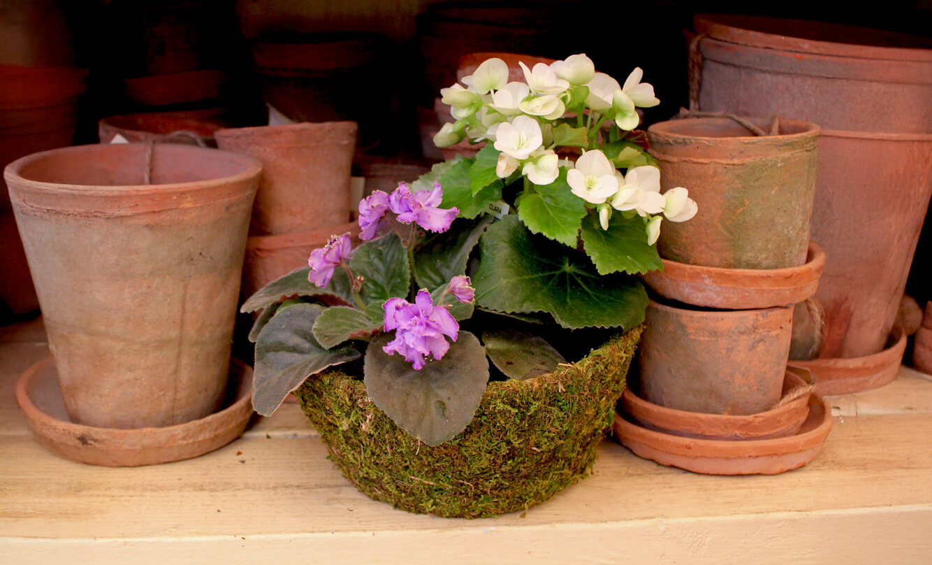 Roseville Deco Basket #1