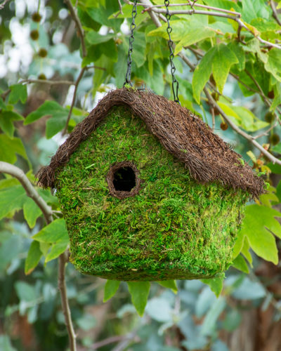 SuperMoss - Farmhouse Birdhouse